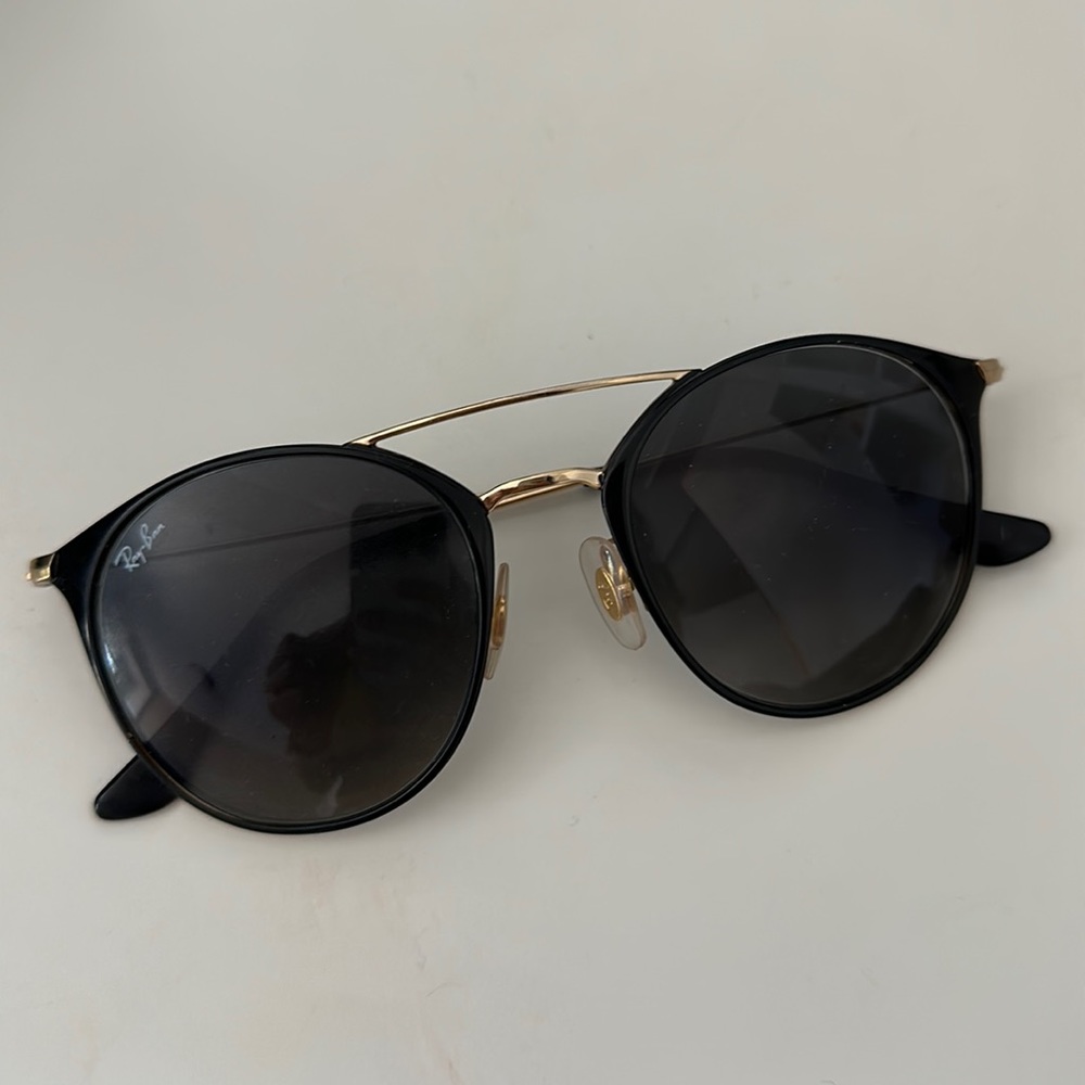 Ray Ban aviators